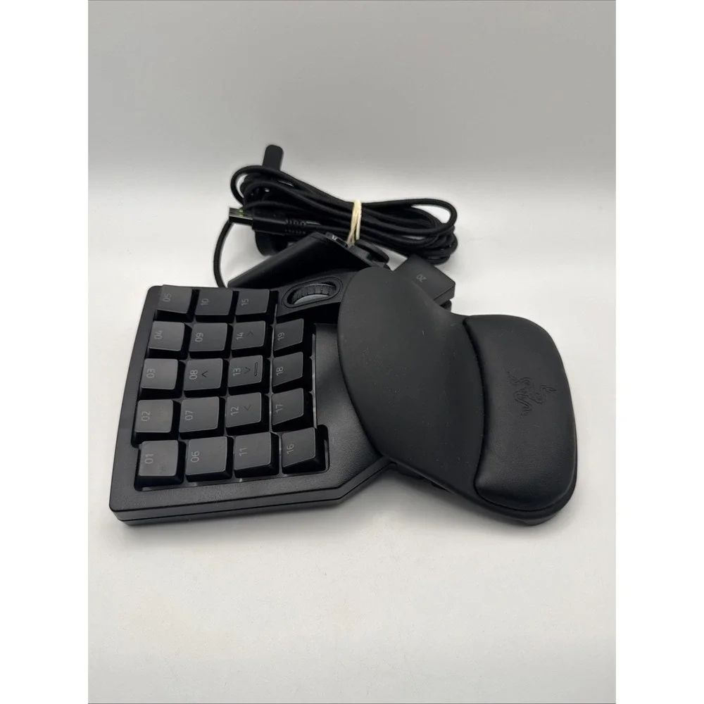 Razer Tartarus gaming keypad chroma V2 RZ07-0227 pc gaming accessory one handed